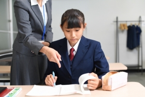 WAYSは他塾とここが違う!一般的な集団指導塾や個別指導塾と徹底比較!