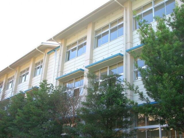 中学校の校舎