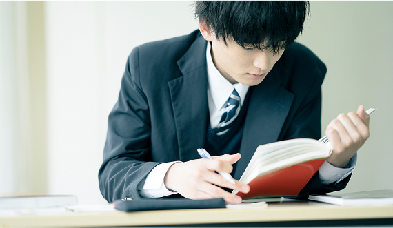 演習中心のアウトプット学習で着実に点数UP